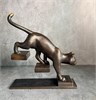 Кот, спускающийся по лестнице ж-3927445725